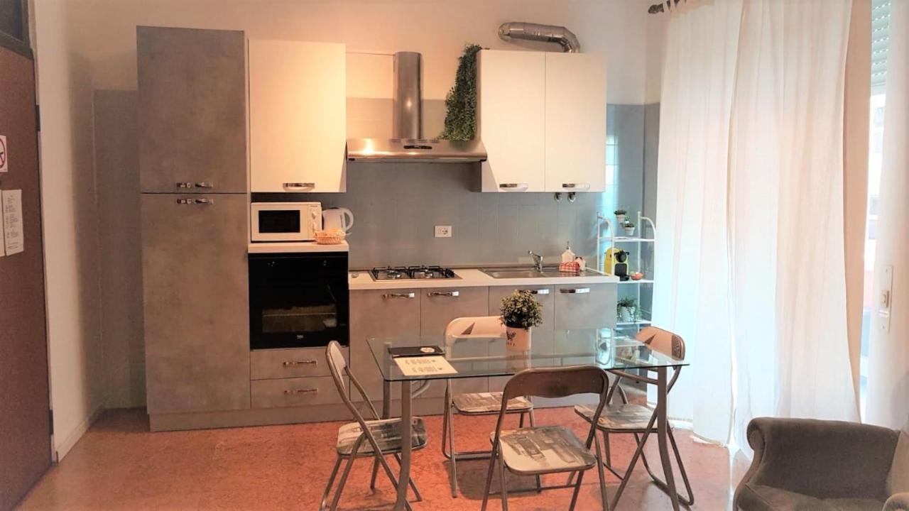 Home Suite Home Verona Bagian luar foto